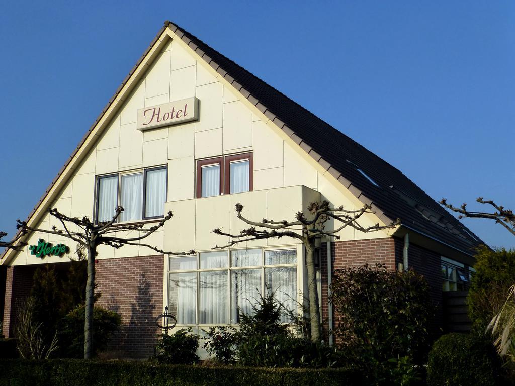 红鹿餐厅酒店 达尔夫森 外观 照片